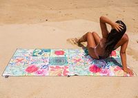 Custom Logo Printed Oversized Microfiber Beach Towel Sand Free Quick Dry Large Bath Towel for Travel Bath and Gym