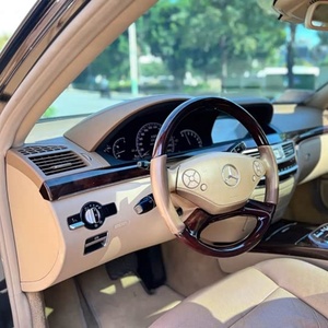 รถยนต์มือสอง <span class=keywords><strong>Mercedes</strong></span>-<span class=keywords><strong>Benz</strong></span> <span class=keywords><strong>S</strong></span>-Class รุ่น <span class=keywords><strong>S</strong></span> <span class=keywords><strong>350</strong></span> L <span class=keywords><strong>4MATIC</strong></span> Grand Edition ปี 2012 พวงมาลัยซ้าย เกียร์อัตโนมัติ เบาะหนังสีเข้ม หลังคาซันรูฟแบบพาโนรามา - Product Image 4