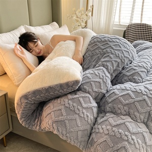 Piumino <span class=keywords><strong>Invernale</strong></span> in Velluto Jacquard a Quadri, Morbido e Caldo, Tinta Unita, Misura King Size, Copripiumino in Velluto di Agnello per Letto - Product Image 3