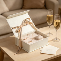 Boîte à bijoux à couvercle rabattable avec estampage doré et insert en éponge, boîte en papier pour bracelet, collier, bague, carte NFC, présentoir, vente en gros