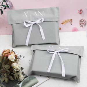 Emballage <span class=keywords><strong>de</strong></span> <span class=keywords><strong>chapeaux</strong></span> <span class=keywords><strong>de</strong></span> chemise imprimée avec logo personnalisé enveloppe en tissu Martin sac à poussière enveloppe élégante Martin sac cadeau en coton pour <span class=keywords><strong>les</strong></span> courses - Product Image 5