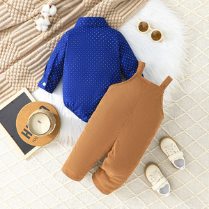 Traje de lana de manga larga para bebé, elegante y sencillo, con lazo, pantalón con tirantes, estilo casual y a la moda para niños. - Product Image 2