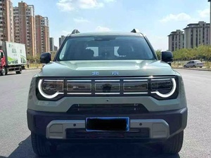 Oferta Especial: Autos Usados 2026 Beijing Off Road BAIC BJ30 1.5T 5 Puertas 5 Asientos SUV Compacto con Techo Corredizo para Profesionales Jóvenes - Product Image 2