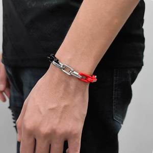 Vente en <span class=keywords><strong>gros</strong></span> de bijoux <span class=keywords><strong>rappeur</strong></span> hiphop pour hommes en acier inoxydable bracelet à chaîne carrée en or avec maillon cubain de 9mm d'épaisseur - Product Image 5