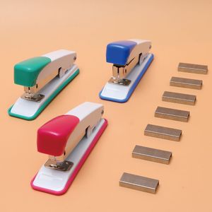 Engrapadora de Gran Capacidad para 75 Grapas, Azul, Verde, Rojo, Jumbo, para Oficina y Estudiantes - Product Image 2