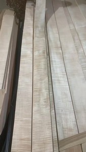 Chapa <span class=keywords><strong>de</strong></span> <span class=keywords><strong>Madera</strong></span> <span class=keywords><strong>de</strong></span> <span class=keywords><strong>Arce</strong></span> ECOWOOD con Diseño Tradicional y <span class=keywords><strong>Características</strong></span> Ecológicas para Guitarras, Violines y Hoteles - Product Image 4