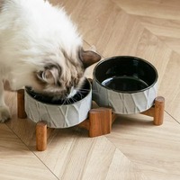 Mangkuk Makanan Keramik Tinggi dengan Alas Kayu Akasia 400ml/850ml Portabel & Tahan Air 2-in-1 Mudah Dibersihkan untuk Kucing & Anjing