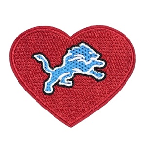 Venta al por mayor de parches de hierro personalizados NFL tela de sarga fútbol bordado Detroit Lions hierro en parche Lions Club parches bordados - Product Image 3