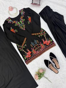 Georgette salwar kameez ชุดสำหรับผู้หญิงที่สง่างามของกลุ่มชาติพันธุ์ชุดแต่งงานและเทศกาลมีวางจำหน่ายแล้ว - Product Image 5