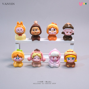 <span class=keywords><strong>Moda</strong></span> in miniatura colorata piangendo Baby Doll 3d Mini figurina ragazza ciondolo coniglio per bambini porta fortuna giocattolo - Product Image 3