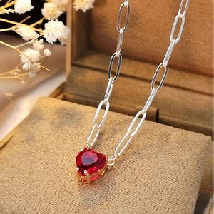 Collana con ciondolo a forma di cuore per donna, design semplice, collana da indossare tutti i giorni - Product Image 4
