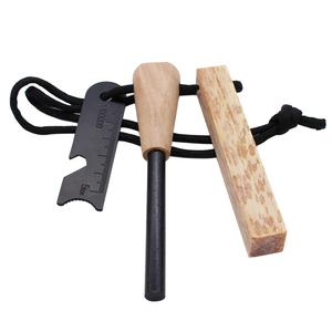 ที่จุดไฟสำหรับเอาตัวรอดกลางแจ้ง ด้ามไม้เฟตวูด พร้อมที่ขูดไฟ - Product Image 1