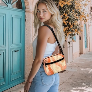 Borsa a Tracolla di Alta Qualità Personalizzata con Design Hawaiano Puakenikeni, Borsa Quadrata con Doppia Cerniera per Donne - Product Image 5