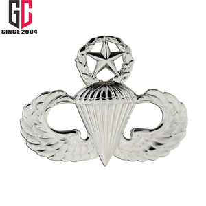 Insigne de revers en métal américain de maître de parachutiste de dépôt d'insignes personnalisés d'usine de 15 ans - Product Image 3