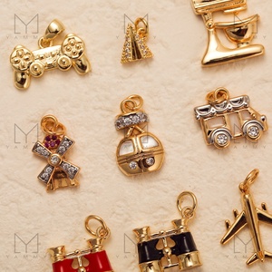 Collection <span class=keywords><strong>de</strong></span> breloques d'été Dainty Gold Scissor Glass Telescope Car Boat Airplane Vehicle Series Charm Pendant - Product Image 3