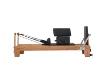 CE Hochwertiger Langlebiger Holz-Pilates-Reformer für Heimfitness-Studio Kernkörper-Fitnessbett in Roteichen-Farbe+Logo-Anpassung