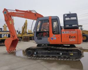 Excavadora de cadenas Hitachi EX120 usada, pintada de fábrica, con componentes KYB y motor Isuzu - Alta potencia de excavación a bajo costo - Product Image 2