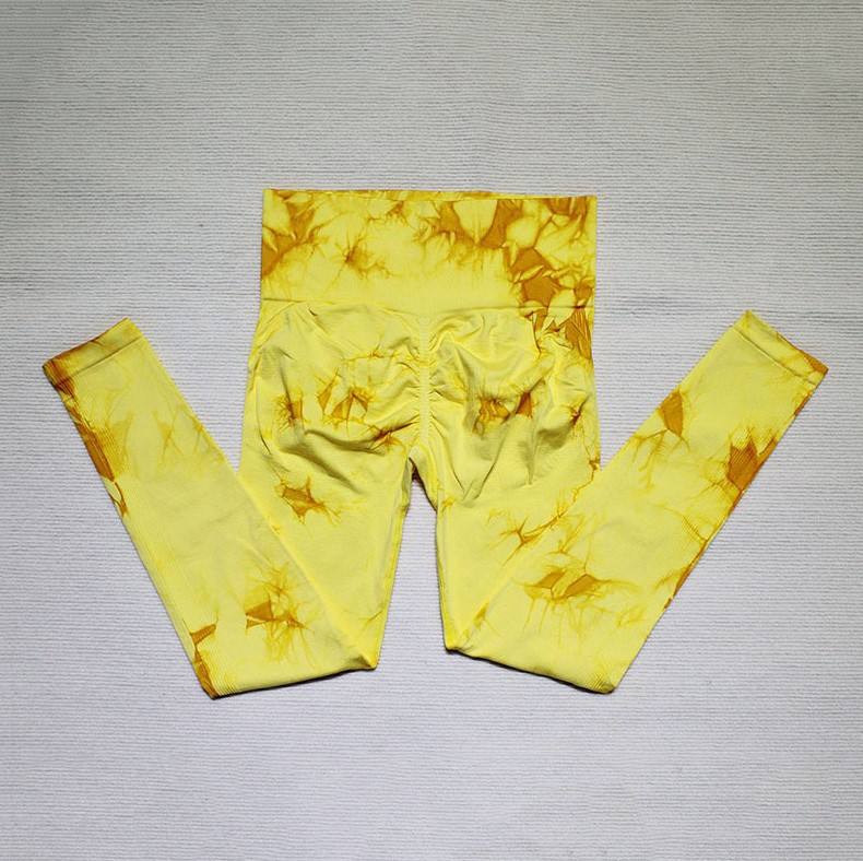 สีเหลือง