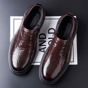 Chaussures Oxford décontractées et habillées pour hommes, en cuir souple, tendance et de haute qualité, légères, à enfiler, pour le bureau, collection automne - Product Image 1