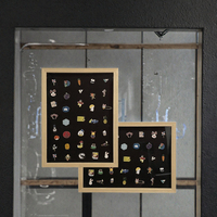Cadre de présentation de médailles en bois massif de haute qualité et durable pour l'organisation de bijoux et d'autocollants de réfrigérateur