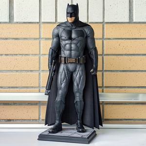 Estatua de Cuerpo Completo de Batman y Spider-Man de <span class=keywords><strong>Marvel</strong></span>, Escala 1/1, Fibra de Vidrio, Hecha a Mano, Caja de Regalo, Adorno Grande, Juguete de Moda para Centro Comercial, Tienda, Sala de Estar - Product Image 2