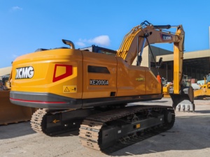 รถขุดตีนตะขาบ XCMG XE200GA ใหม่เอี่ยม กำลัง 125 กิโลวัตต์ เครื่องยนต์คัมมินส์ ปั๊มหลักคาวาซากิ ระบบไฮดรอลิกครบชุด ประสิทธิภาพสูง น้ำหนัก 21 ตัน - Product Image 1