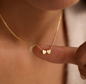 Collier tendance <span class=keywords><strong>avec</strong></span> pendentif cœur 3D, colliers personnalisés <span class=keywords><strong>avec</strong></span> initiales, bijoux minimalistes, collier personnalisé, cadeau pour <span class=keywords><strong>elle</strong></span> - Product Image 1