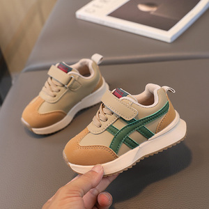 Nouvelles chaussures de sport pour enfants, chaussures de course tendance pour garçons, chaussures de printemps et d'automne pour bébés filles - Product Image 4