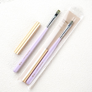 Pinceau à liner court de 4 mm avec manche en bois de style japonais, pinceau plat rond ovale pour détails en gel pour nail art - Product Image 4