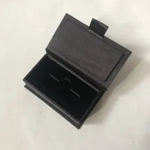 书形状礼品盒与亚麻布用于 USB 包装