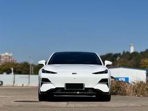 Geely Galaxy E8: the 45-inch 8K Smart Screen Flagship AI-Powered Driving, <strong>Boundless</strong> Range. - Product Image 1