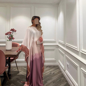 Vestido Largo Abaya Musulmán de Lujo para Mujer, Estilo Medio Oriente, con Borlas, Estampado, Ropa de Segunda Mano, Venta al Por Mayor 2025 - Product Image 3