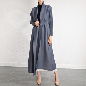 Thời trang Hàn Quốc xếp li <span class=keywords><strong>trench</strong></span> coat cho Trung Đông Phụ nữ mù<span class=keywords><strong>a</strong></span> hè mỏng thoáng khí thân thiện với môi dài lỏng kích thước lớn Áo - Product Image 2