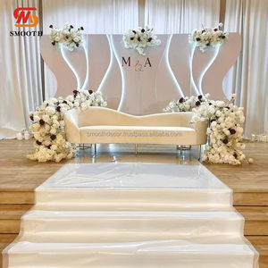 Fond de scène incurvé en acrylique blanc de luxe, durable, en forme d'arche 3D, avec fleurs, pour événements, 600x270cm, personnalisable pour la scène de mariage - Product Image 1