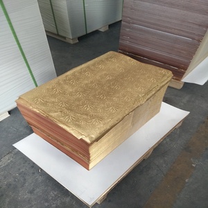 Rouleau d'emballage de tabac laminé imprimé en papier d'aluminium intérieur de cigarette en relief argenté Alloy8011 50gsm ISO9001 - Product Image 2