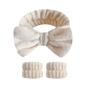 ربطة رأس قطيفة على شكل فراشة ملونة مناسبة لغسيل الوجه وعصابة رأس كورية للمكياج للفتيات والنساء - Product Image 5