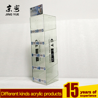 Présentoir de chargeur de voiture domestique de luxe, moderne, en acrylique transparent, personnalisé en usine, écologique, recyclable, avec revêtement UV, à étagère inclinée pour 1 chargeur