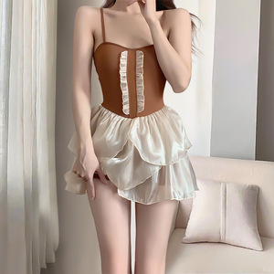 Maillot de bain deux pièces Baiya pour femme, marron café, style jupe, dos nu, ajouré, pour la plage et les sports nautiques - Product Image 3