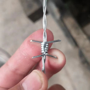 High Quality PVC <b>Barbed</b> <b>Wire</b> Razor <b>Wire</b> Roll Durable Stainless Steel Material - Product Image 4