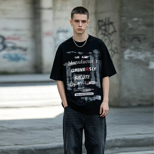 T-shirt da uomo 100% cotone con grafica tipografica effetto schizzi di vernice, texture tattile, stile artigianale, vestibilità rilassata, casual, a maniche corte - Product Image 1