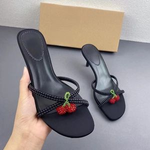 รองเท้าส้นสูงสีดำประดับโบว์แบบสวม สไตล์แฟชั่น คิตเทน สลิงแบ็ค สำหรับผู้หญิง - Product Image 3