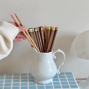 Palillos de bambú Yuanjin de 18 cm con diseño de dibujos animados antideslizantes para niños con diseño del zodiaco chino - Product Image 4