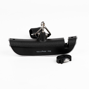 Báscula Electrónica Portátil de 50 kg, Mini Báscula de Mano en Forma de T, Recargable, para Compras, Viajes, con Pantalla LCD, Material Plástico - Product Image 1