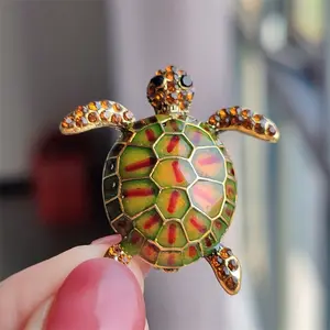 Bros hewan berlebihan grosir kreatif Aloi kura-kura bertatahkan berlian jatuh minyak Aksesori bros kura-kura