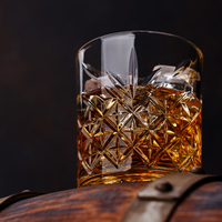 Whisky Escocés Italiano de Sabor Seco, 40% de Alcohol, 700 ml, Mezclado y Añejado en Botella, Hecho en Italia, Venta al por Mayor de Mc Sheelton
