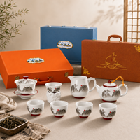 Service à thé en porcelaine chinoise paysagère 13 pièces, comprenant une théière Gaiwan, une carafe de distribution et 8 tasses, motif Montagne en peinture à l'encre, coffret cadeau
