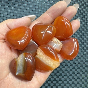 Vendita all'Ingrosso di Artigianato in Cristallo Naturale di Alta Qualità, Cuore in Corniola Lucidato per Decorazione e Guarigione - Product Image 2