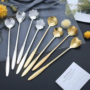 Petite <span class=keywords><strong>cuillère</strong></span> <span class=keywords><strong>à</strong></span> café et <span class=keywords><strong>à</strong></span> <span class=keywords><strong>thé</strong></span> <span class=keywords><strong>en</strong></span> forme de fleur, <span class=keywords><strong>cuillère</strong></span> <span class=keywords><strong>à</strong></span> café mignonne <span class=keywords><strong>en</strong></span> argent, or, acier inoxydable, <span class=keywords><strong>cuillère</strong></span> <span class=keywords><strong>à</strong></span> dessert pour crème glacée - Product Image 4