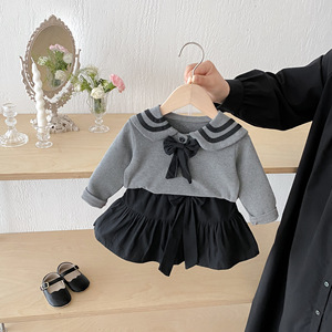 Bébé fille décontracté Style académie costume automne nouvelle petite <span class=keywords><strong>robe</strong></span> noire Jk dentelle jupe plissée nœud <span class=keywords><strong>sweat</strong></span> deux pièces ensemble peigné - Product Image 6