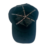 Gorra de béisbol negra para deportes al aire libre con logotipo bordado elevado con forro de satén de tela de algodón de 5 paneles